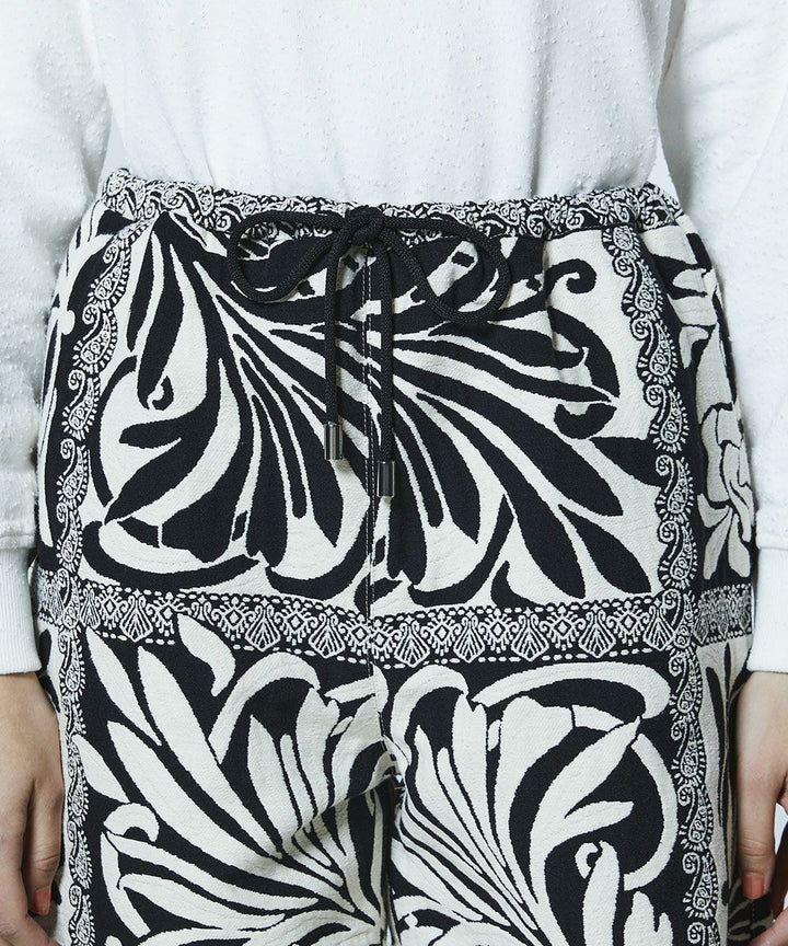 DSC / 페이즐리 자가드 쇼트팬츠