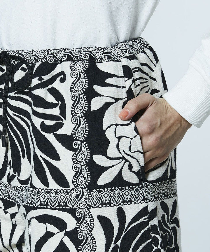 DSC / 페이즐리 자가드 쇼트팬츠